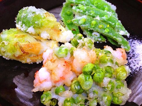 白玉粉でザクモチッうすいえんどう豆と海老のかき揚げ